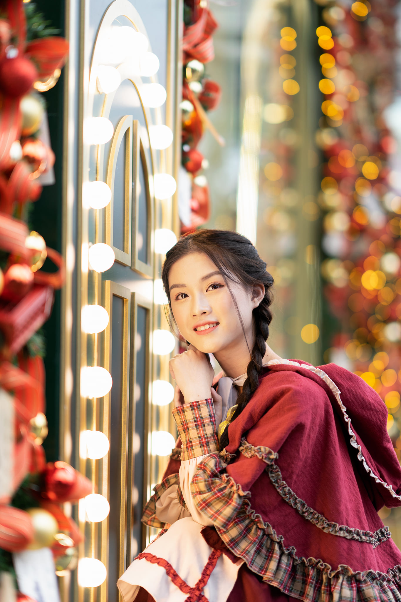 Cồ bé bán diêm image 2