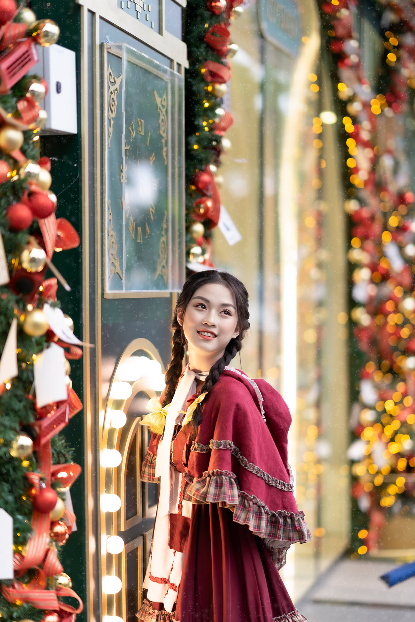 Cồ bé bán diêm image 3