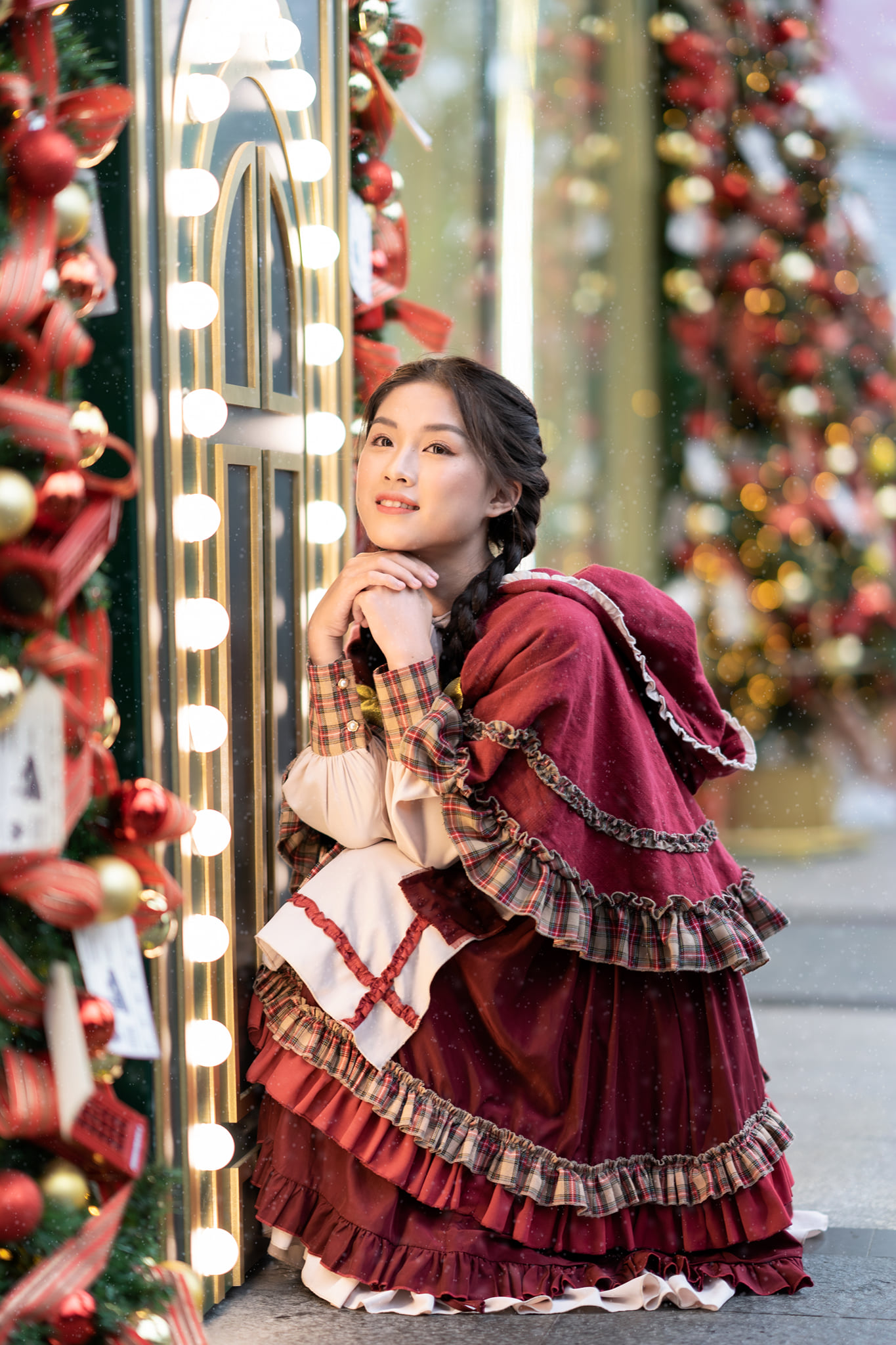 Cồ bé bán diêm image 4