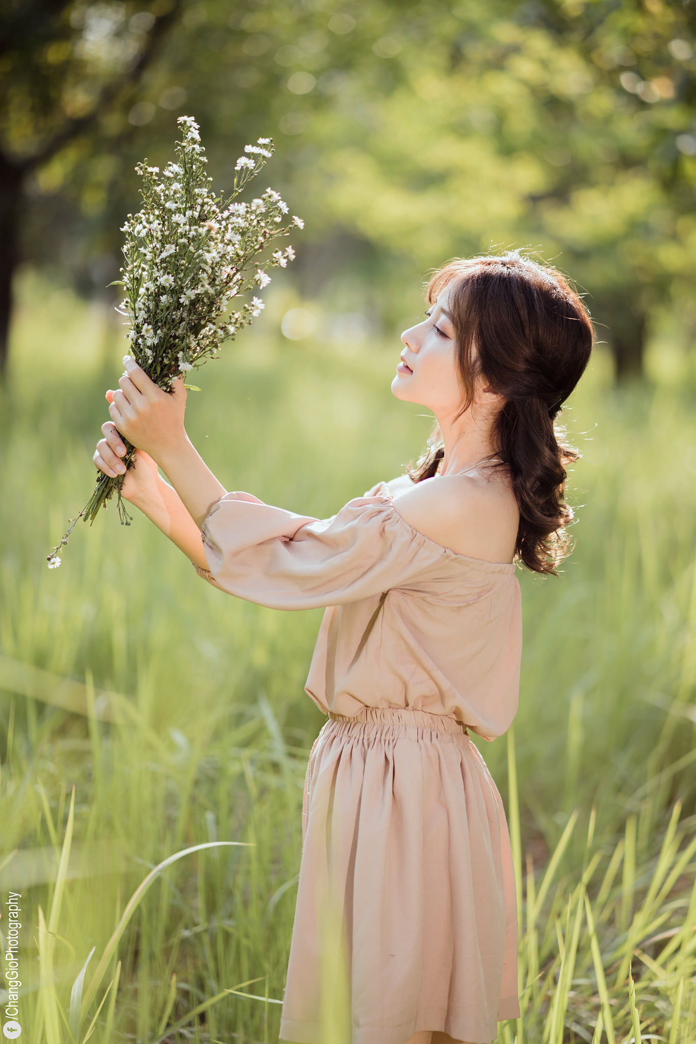 Buổi chiều chụp ảnh ngoài trời image 6