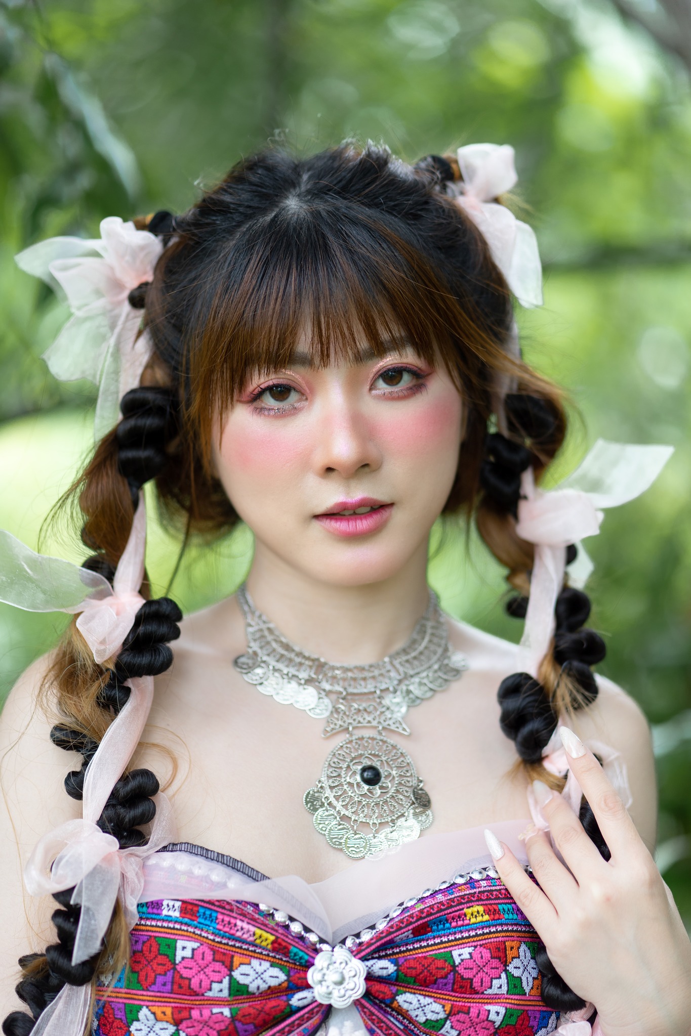 Em gái bản image 14