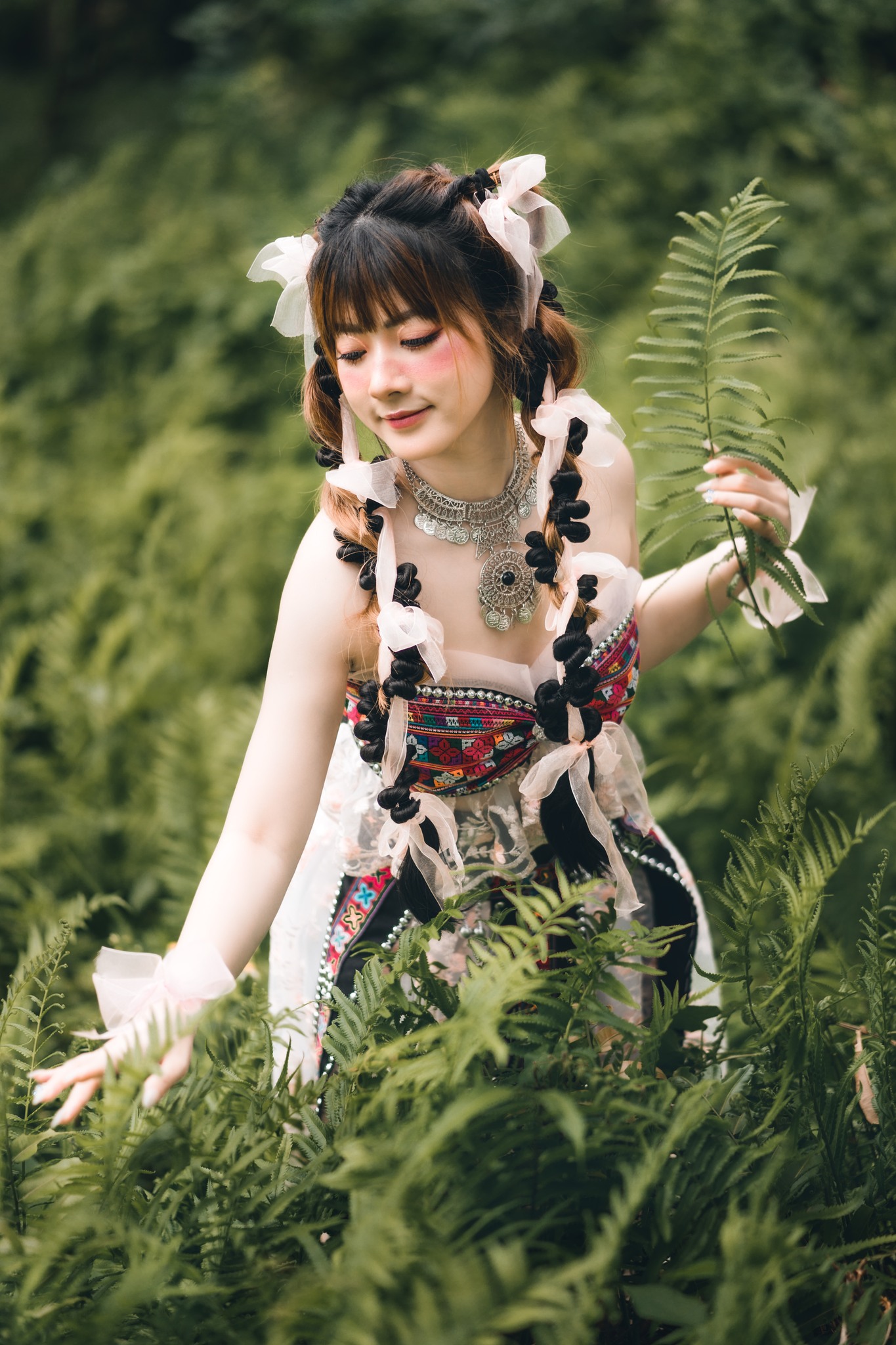 Em gái bản image 8