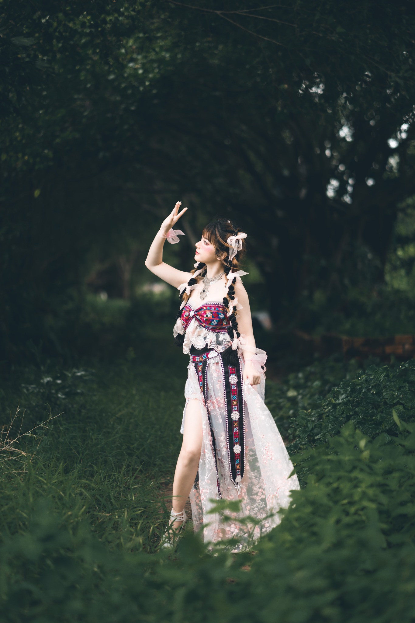 Em gái bản image 9